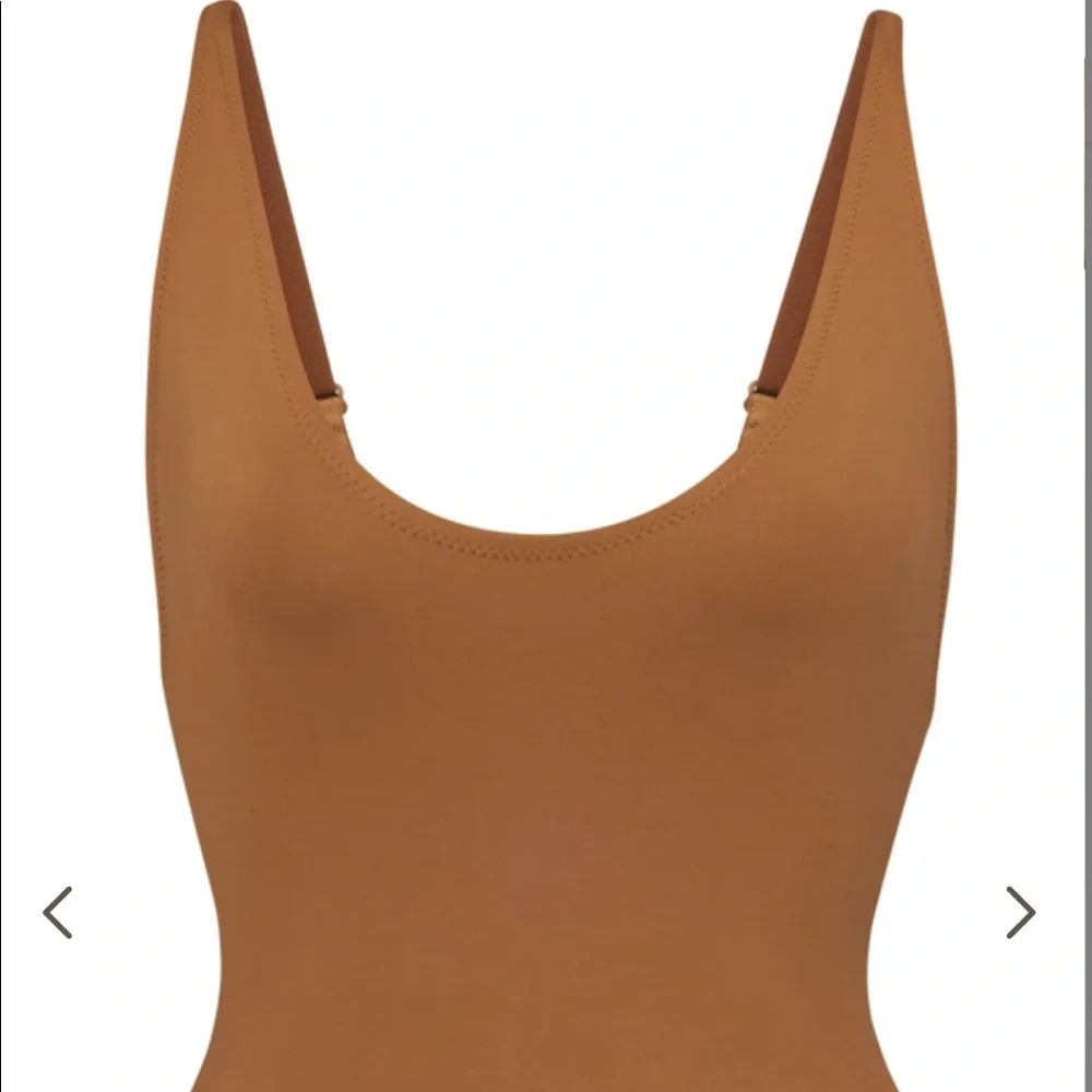 SKIMS SWIMSUIT - Picture 2 of 6